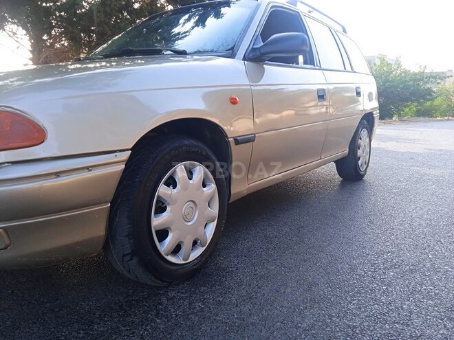 Opel Astra 1997, 325,636 km - 1.6 l - Bakı