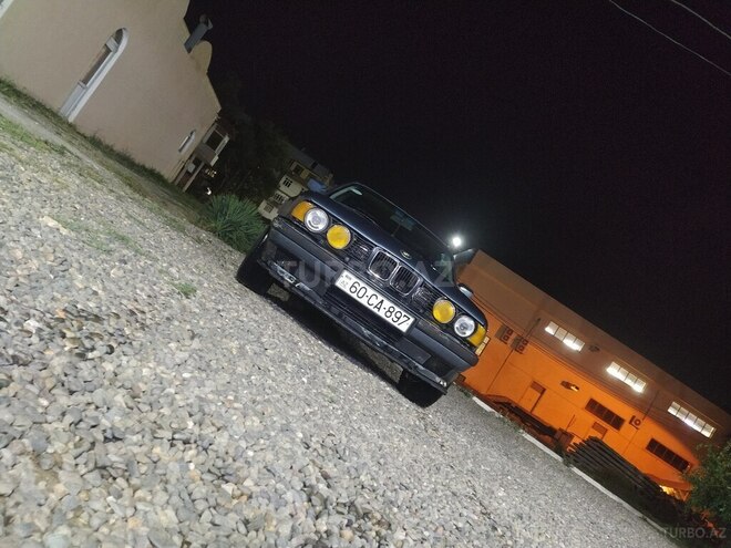 BMW 520 1988, 200,760 km - 2.0 l - Gəncə