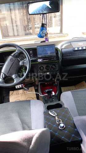 Volkswagen Golf 1998, 970,000 km - 2.0 l - Şəki
