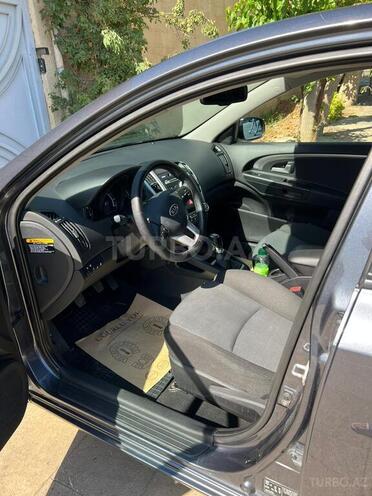 Kia Ceed 2009, 204,000 km - 1.6 л - Bakı