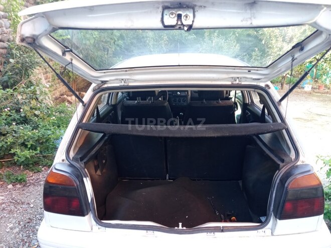 Volkswagen Golf 1993, 125,203 km - 1.6 л - Lənkəran