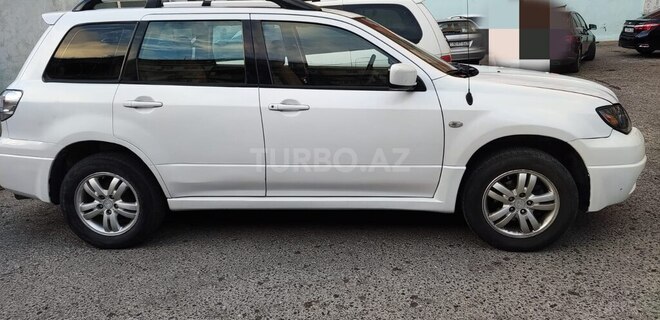 Mitsubishi Outlander 2002, 378,000 km - 2.4 l - Bakı
