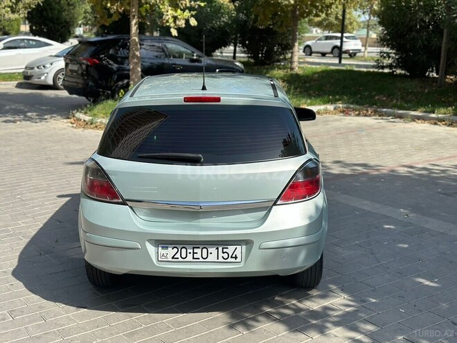 Opel Astra 2009, 206,000 km - 1.4 л - Bakı