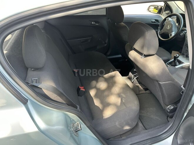 Opel Astra 2009, 206,000 km - 1.4 л - Bakı