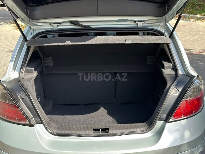 Opel Astra 2009, 206,000 km - 1.4 л - Bakı
