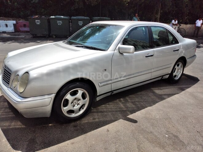 Mercedes E 200 1998, 321,500 km - 2.0 l - Bakı