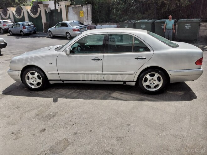 Mercedes E 200 1998, 321,500 km - 2.0 l - Bakı