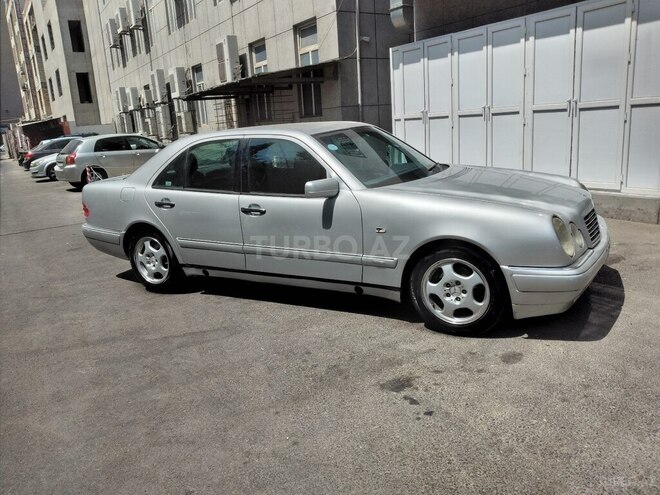 Mercedes E 200 1998, 321,500 km - 2.0 l - Bakı