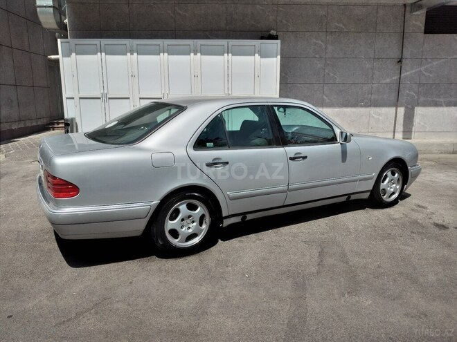 Mercedes E 200 1998, 321,500 km - 2.0 l - Bakı