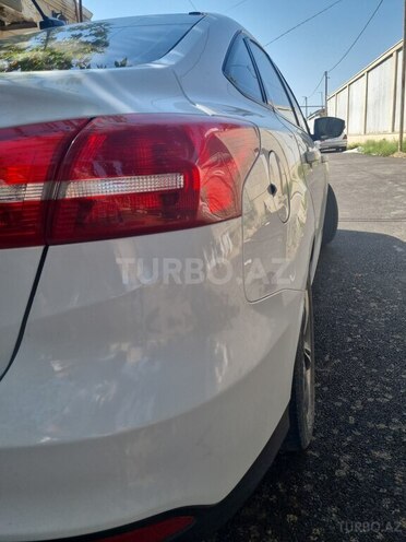 Ford Focus 2017, 122,000 km - 1.0 л - Bakı