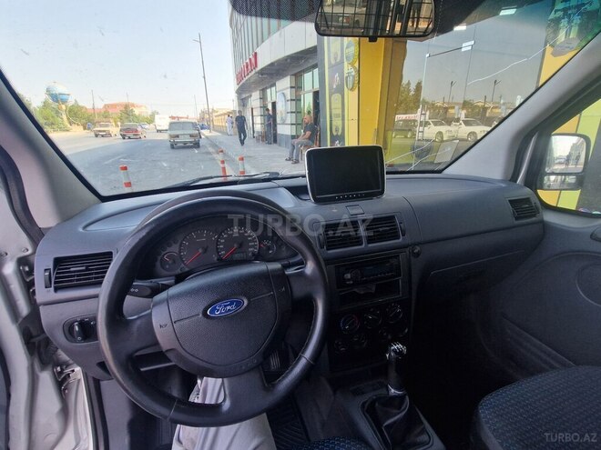 Ford Tourneo Connect 2006, 292,750 km - 1.8 l - Xaçmaz