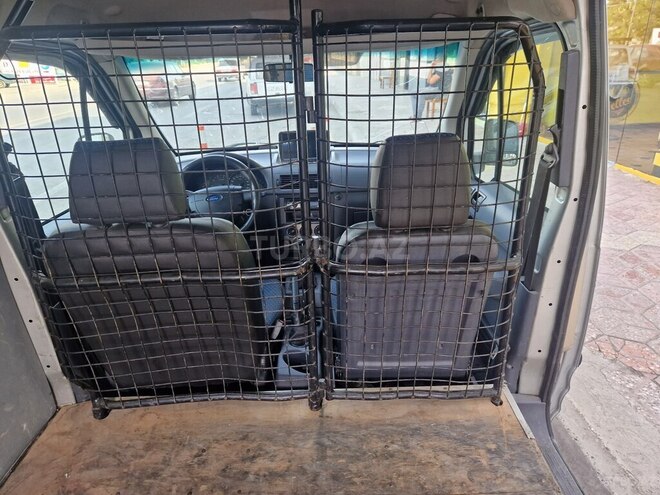 Ford Tourneo Connect 2006, 292,750 km - 1.8 l - Xaçmaz
