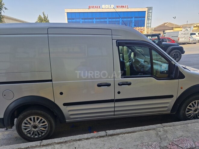 Ford Tourneo Connect 2006, 292,750 km - 1.8 l - Xaçmaz