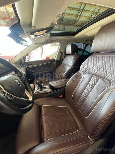 BMW 520 2018, 118,000 km - 2.0 l - Bakı