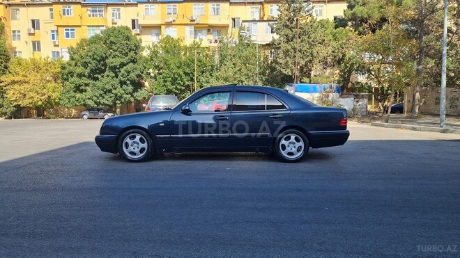 Mercedes E 230 1997, 470,000 km - 2.3 l - Bakı