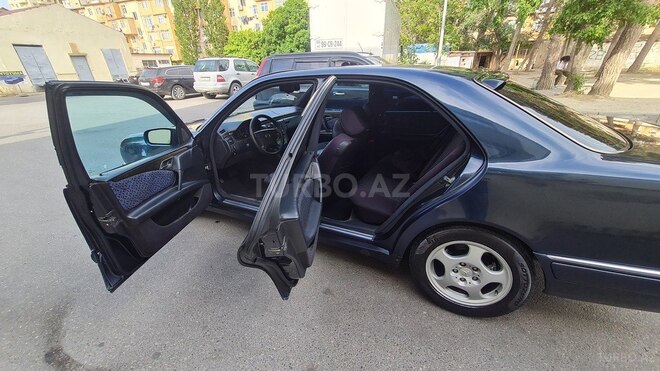 Mercedes E 230 1997, 470,000 km - 2.3 l - Bakı