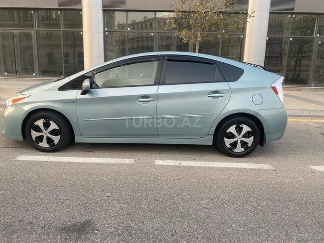Toyota Prius 2014, 140,000 km - 1.8 l - Bakı