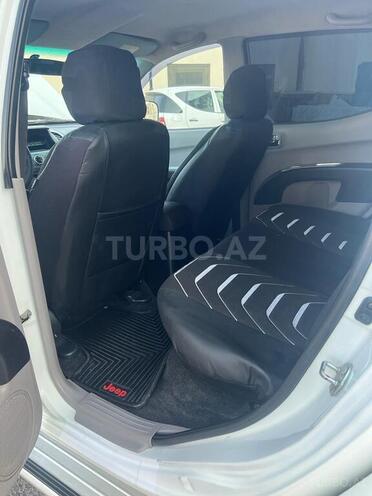 Mitsubishi L200 2015, 153,700 km - 2.5 l - Bakı