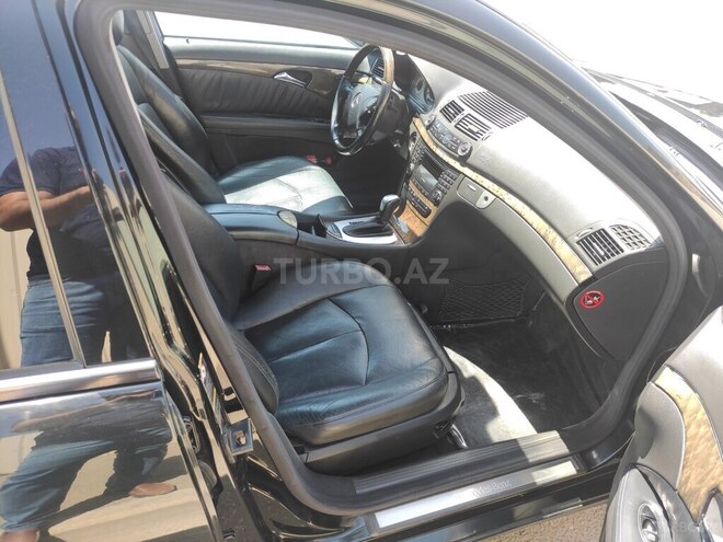 Mercedes E 320 2002, 271,000 km - 3.2 l - Gəncə
