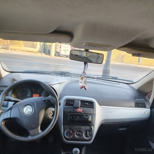 Fiat Punto 2007, 293,935 km - 1.3 l - Bakı