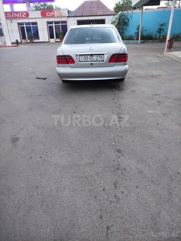 Mercedes E 270 2000, 241,500 km - 2.7 l - İmişli