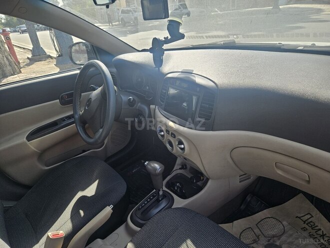 Hyundai Accent 2010, 399,000 km - 1.4 l - Xaçmaz