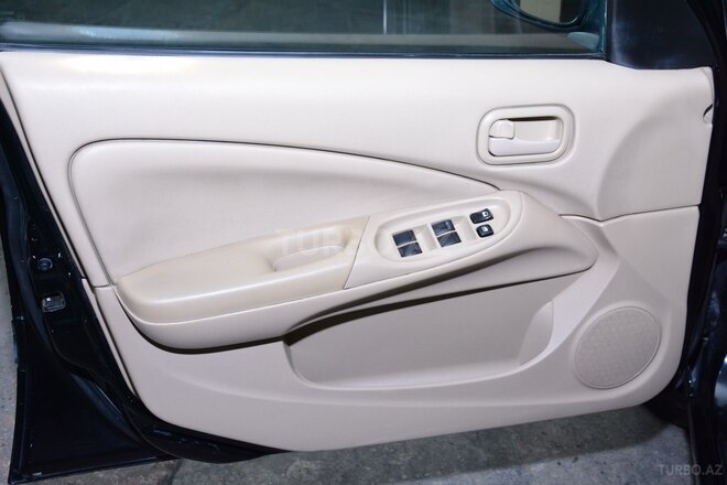 Nissan Sunny 2009, 345,000 km - 1.3 л - Bakı