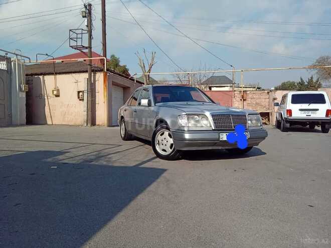 Mercedes E 220 1995, 648,528 km - 2.2 l - Bakı
