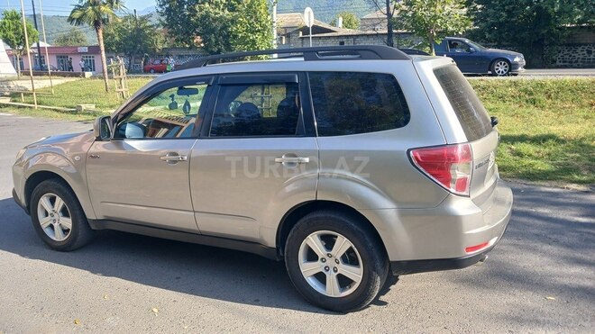 Subaru Forester 2008, 301,026 km - 2.0 l - Zaqatala