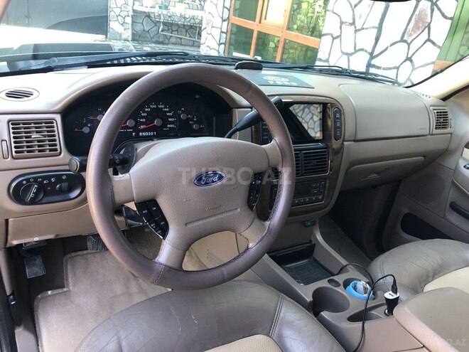 Ford Explorer 2005, 350,000 km - 4.0 л - Gəncə