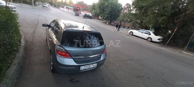 Opel Astra 2006, 265,000 km - 1.4 l - Mingəçevir