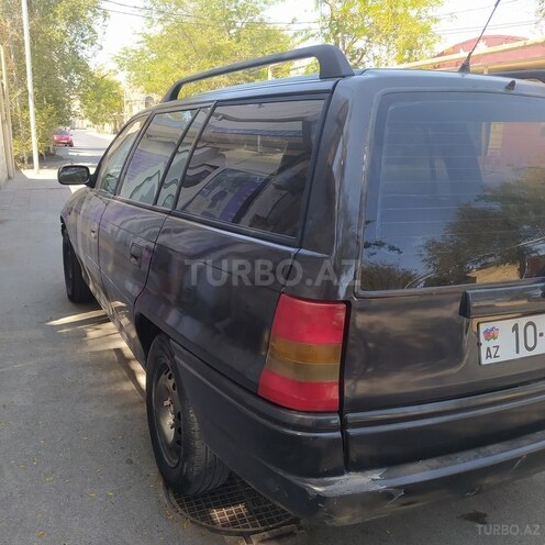 Opel Astra 1996, 300,000 km - 1.6 l - Bakı