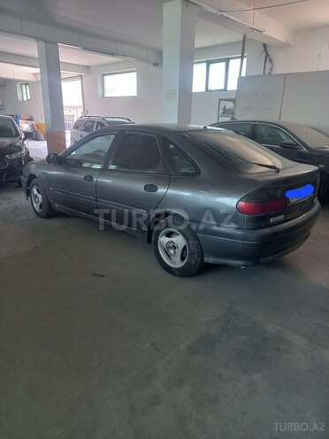 Renault Laguna 1995, 225,000 km - 2.0 l - Bakı