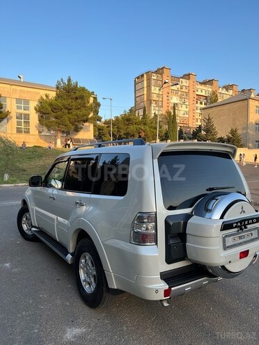 Mitsubishi Pajero 2007, 197,300 km - 3.0 l - Bakı