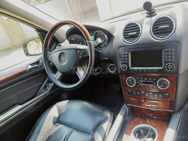 Mercedes GL 550 2008, 250,000 km - 5.5 l - Bakı