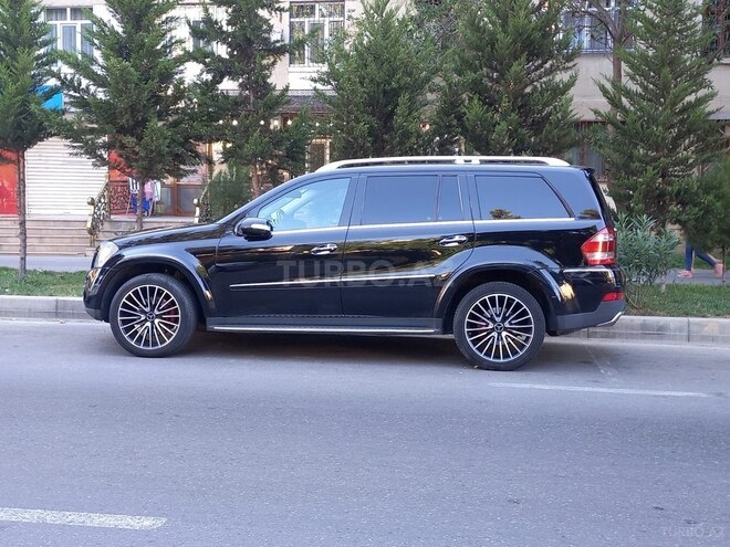 Mercedes GL 550 2008, 250,000 km - 5.5 l - Bakı