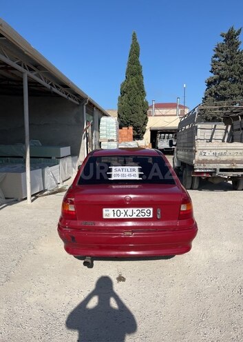 Opel Astra 1993, 429,000 km - 2.0 l - Bakı