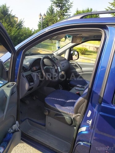 Mercedes Vito 115 2009, 270,000 km - 2.2 l - Qusar