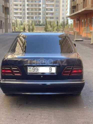 Mercedes E 240 2000, 348,169 km - 2.4 l - Bakı
