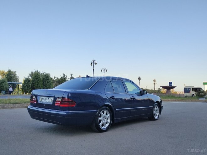 Mercedes E 220 1999, 410,214 km - 2.2 l - Sumqayıt