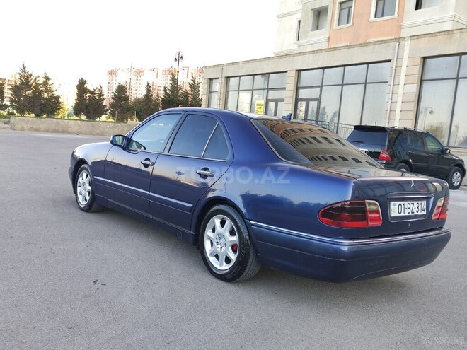 Mercedes E 220 1999, 410,214 km - 2.2 l - Sumqayıt