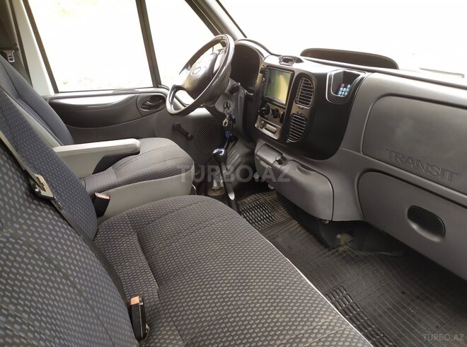 Ford Transit 2001, 250,000 km - 2.0 l - Qax