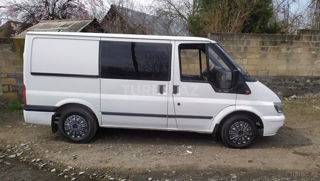 Ford Transit 2001, 250,000 km - 2.0 l - Qax