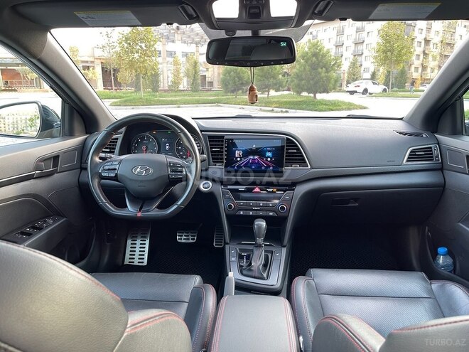 Hyundai Elantra 2017, 66,000 km - 1.6 l - Bakı