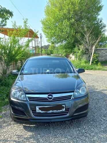 Opel Astra 2009, 235,000 km - 1.4 l - Bakı