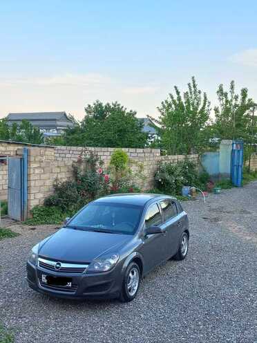 Opel Astra 2009, 235,000 km - 1.4 l - Bakı