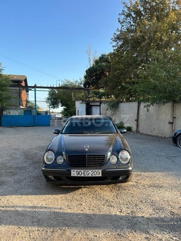 Mercedes E 240 2000, 277,250 km - 2.4 l - Bakı