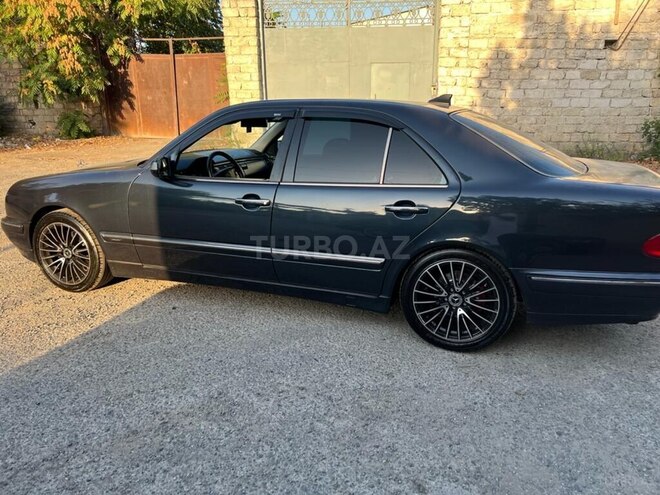 Mercedes E 240 2000, 277,250 km - 2.4 l - Bakı