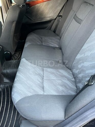 Mercedes E 240 2000, 277,250 km - 2.4 l - Bakı