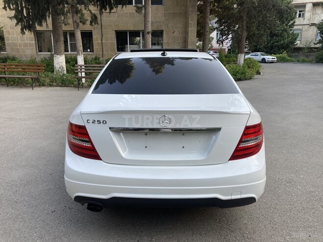 Mercedes C 250 2014, 118,000 km - 1.8 l - Bakı